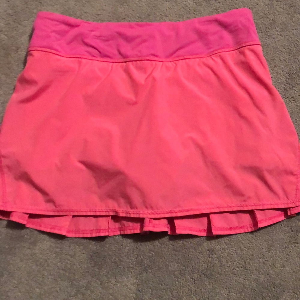 Lululemon Size 6 Regular Pink Skirt